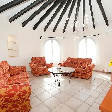 Holiday Casa Helbor Дом отдыха Кальпе
